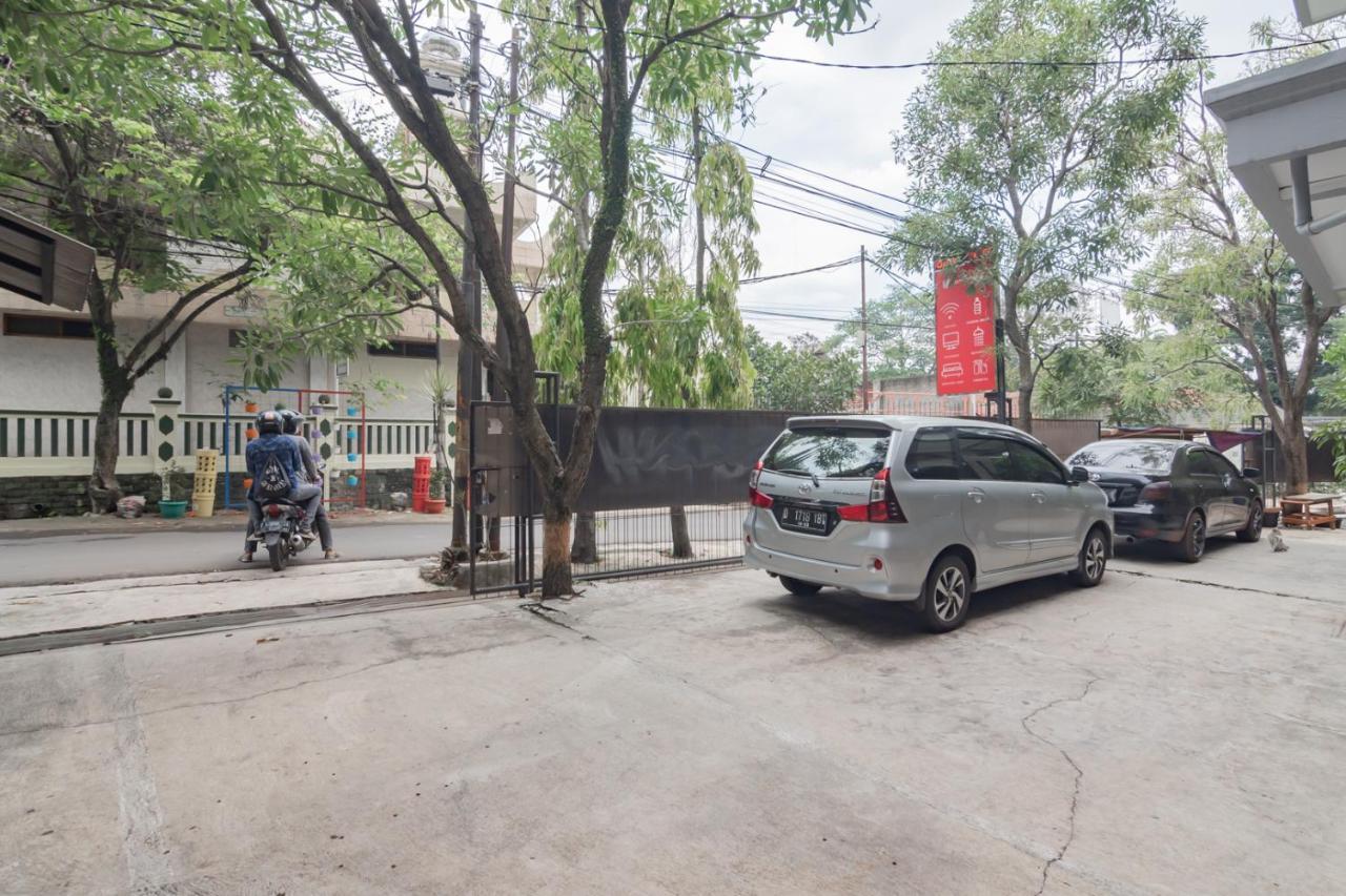 Reddoorz Near Exit Toll Pasteur 4 Otel Bandung Dış mekan fotoğraf